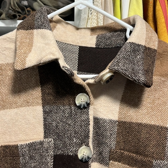 NWOT Brown Flannel Shacket - Picture 2 of 4